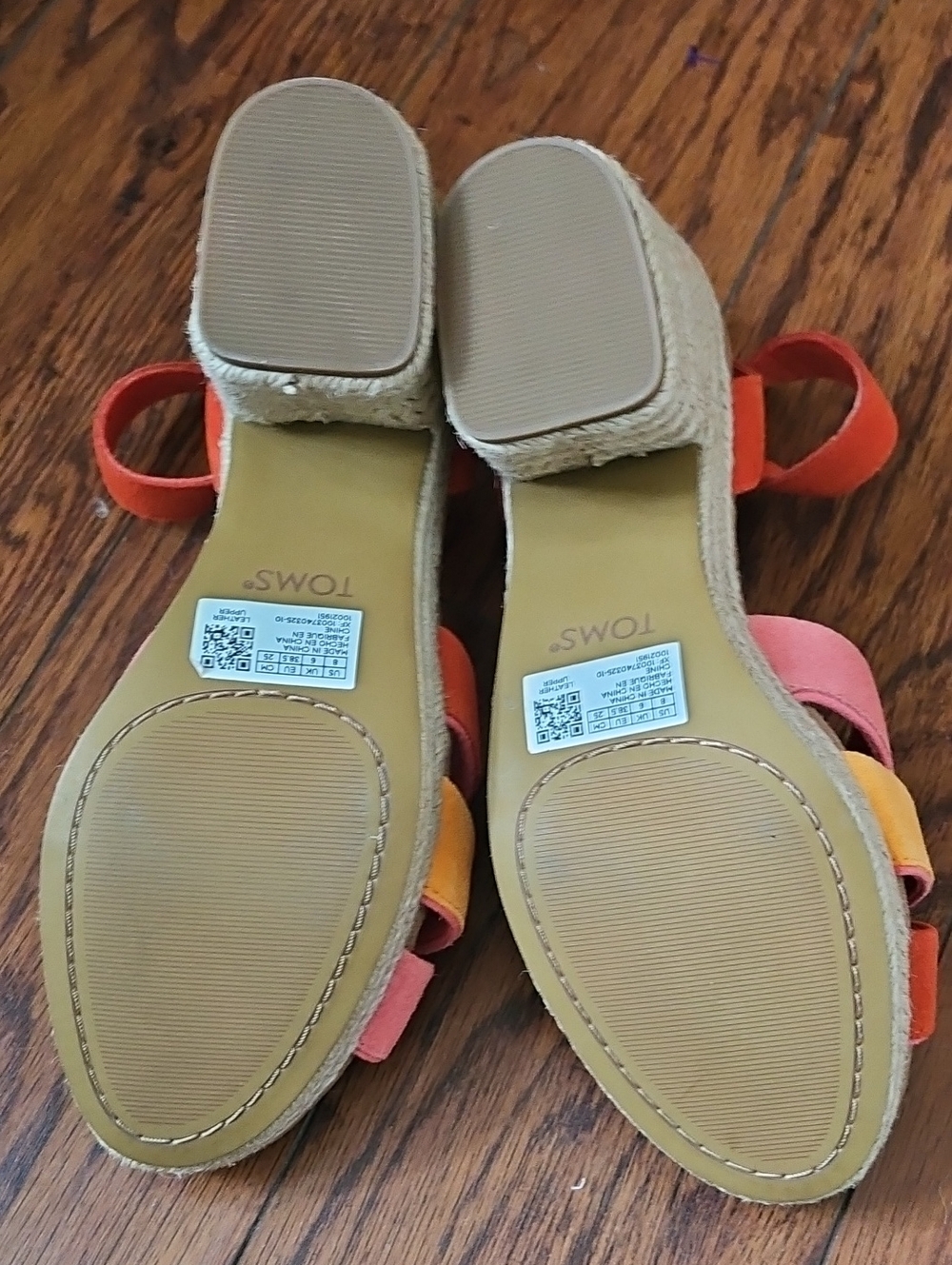 TOMS Majorca Strappy Sandal Flame Suede Size 8 NWT - Picture 10 of 11